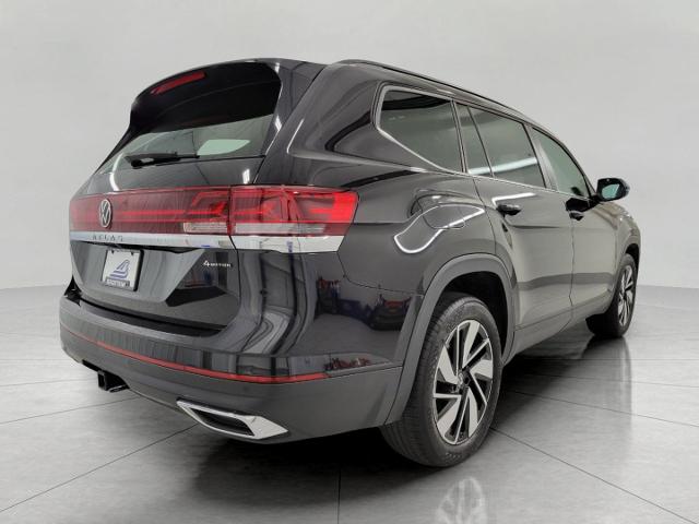 2024 Volkswagen Atlas Vehicle Photo in NEENAH, WI 54956-2243