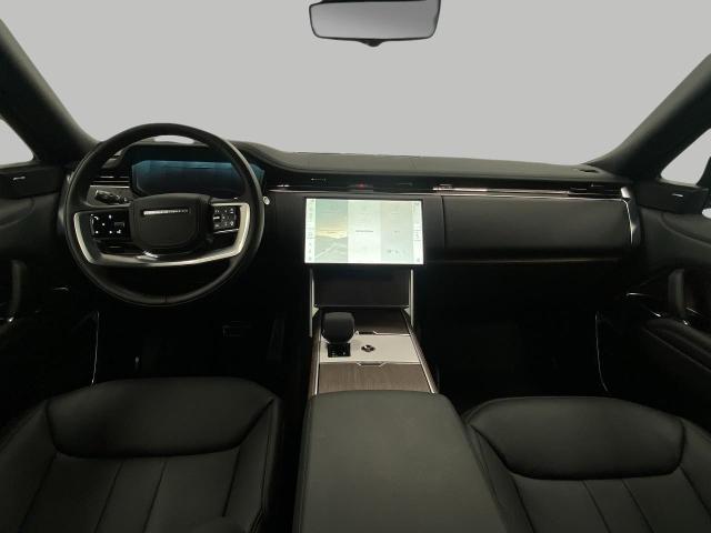 2025 Range Rover Vehicle Photo in Appleton, WI 54913