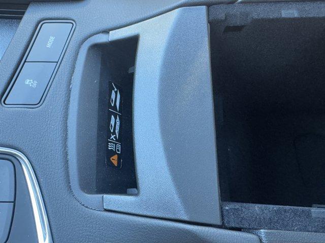 2025 Cadillac XT5 Vehicle Photo in LEOMINSTER, MA 01453-2952