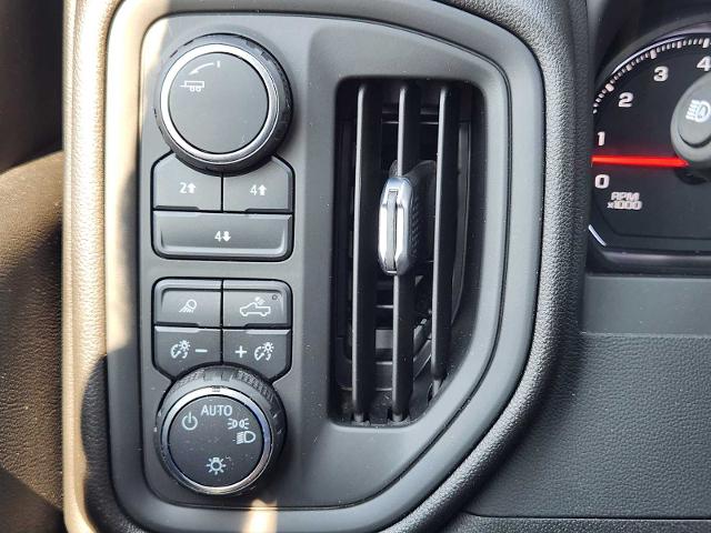 2024 Chevrolet Silverado 2500 HD Vehicle Photo in DENTON, TX 76210-9321