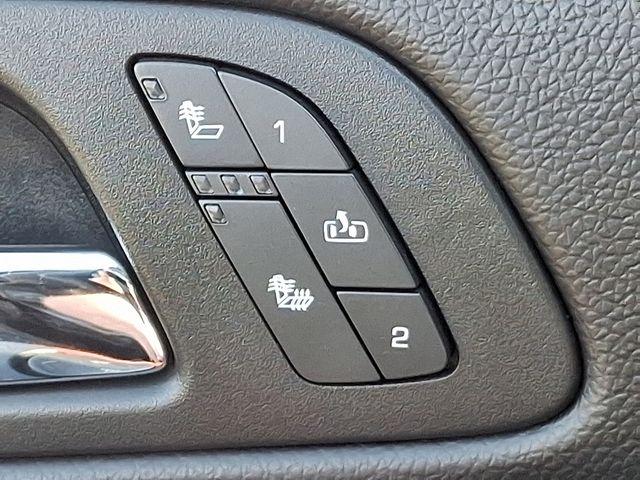 2013 Chevrolet Tahoe Vehicle Photo in DANBURY, CT 06810-5034