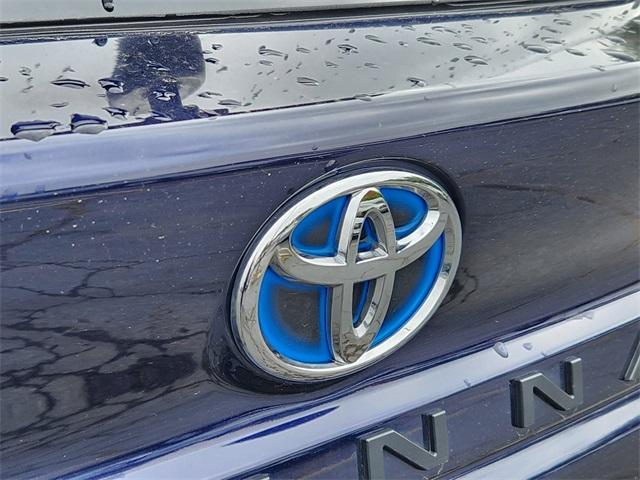 2024 Toyota Sienna Vehicle Photo in AURORA, CO 80012-4011