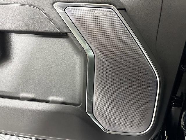 2025 GMC Sierra 2500 HD Vehicle Photo in PUYALLUP, WA 98371-4149