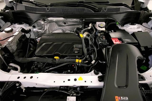 2025 Chevrolet Trax Vehicle Photo in Lees Summit, MO 64086