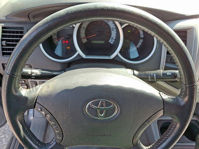 2011 Toyota Tacoma Vehicle Photo in DANBURY, CT 06810-5034