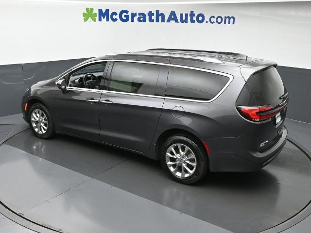 2021 Chrysler Pacifica Vehicle Photo in Cedar Rapids, IA 52402