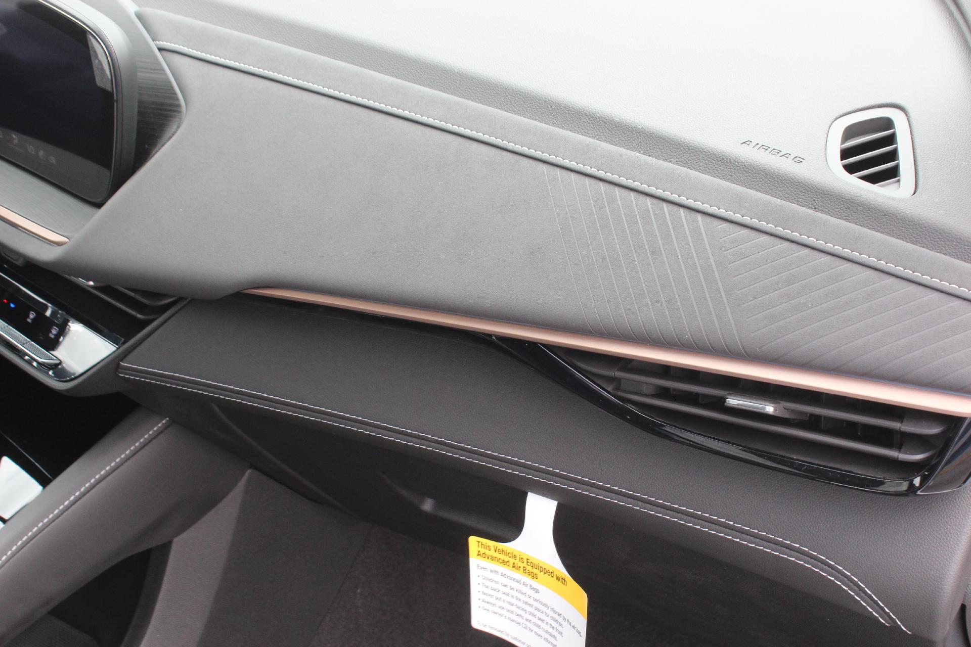 2025 Buick Envision Vehicle Photo in AURORA, CO 80012-4011