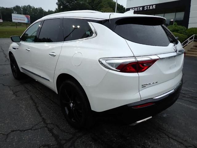 2023 Buick Enclave Vehicle Photo in ZELIENOPLE, PA 16063-2910