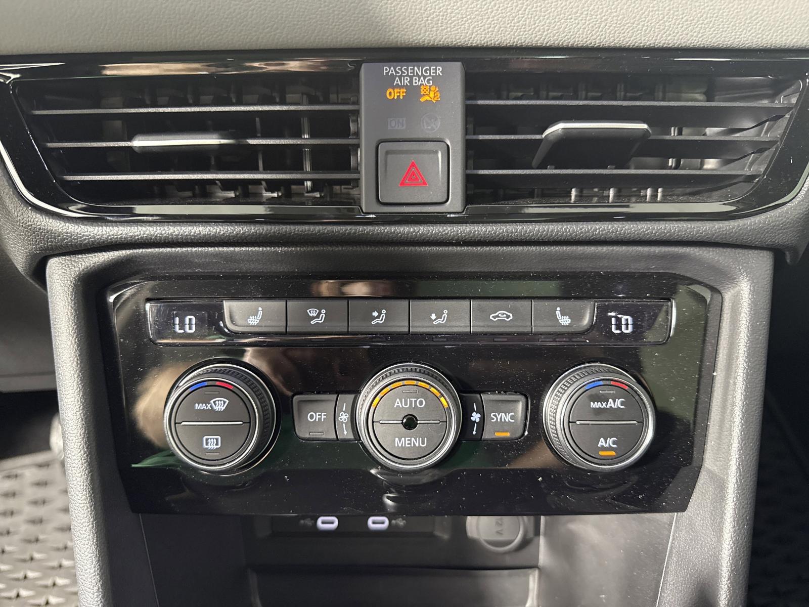 2024 Volkswagen Taos Vehicle Photo in Georgetown, TX 78626