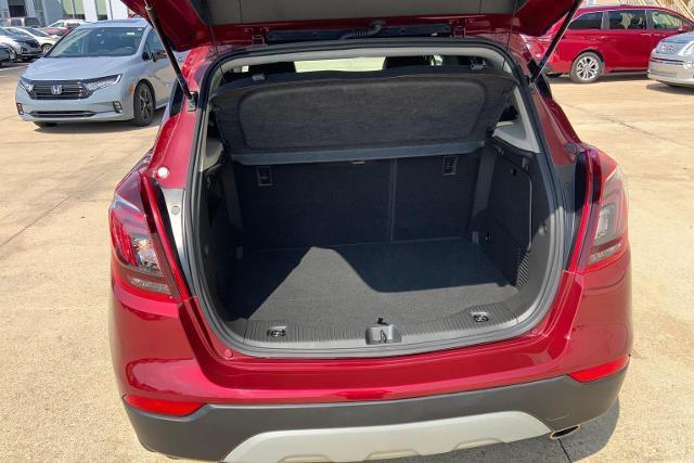 2022 Buick Encore Vehicle Photo in TOPEKA, KS 66609-0000