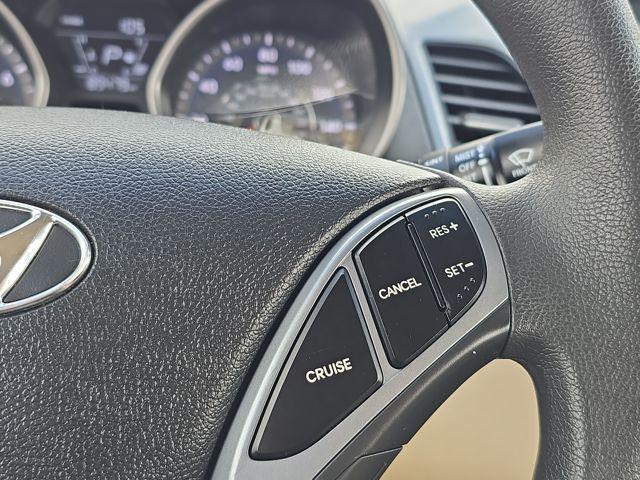 2016 Hyundai ELANTRA Vehicle Photo in Pleasant Hills, PA 15236