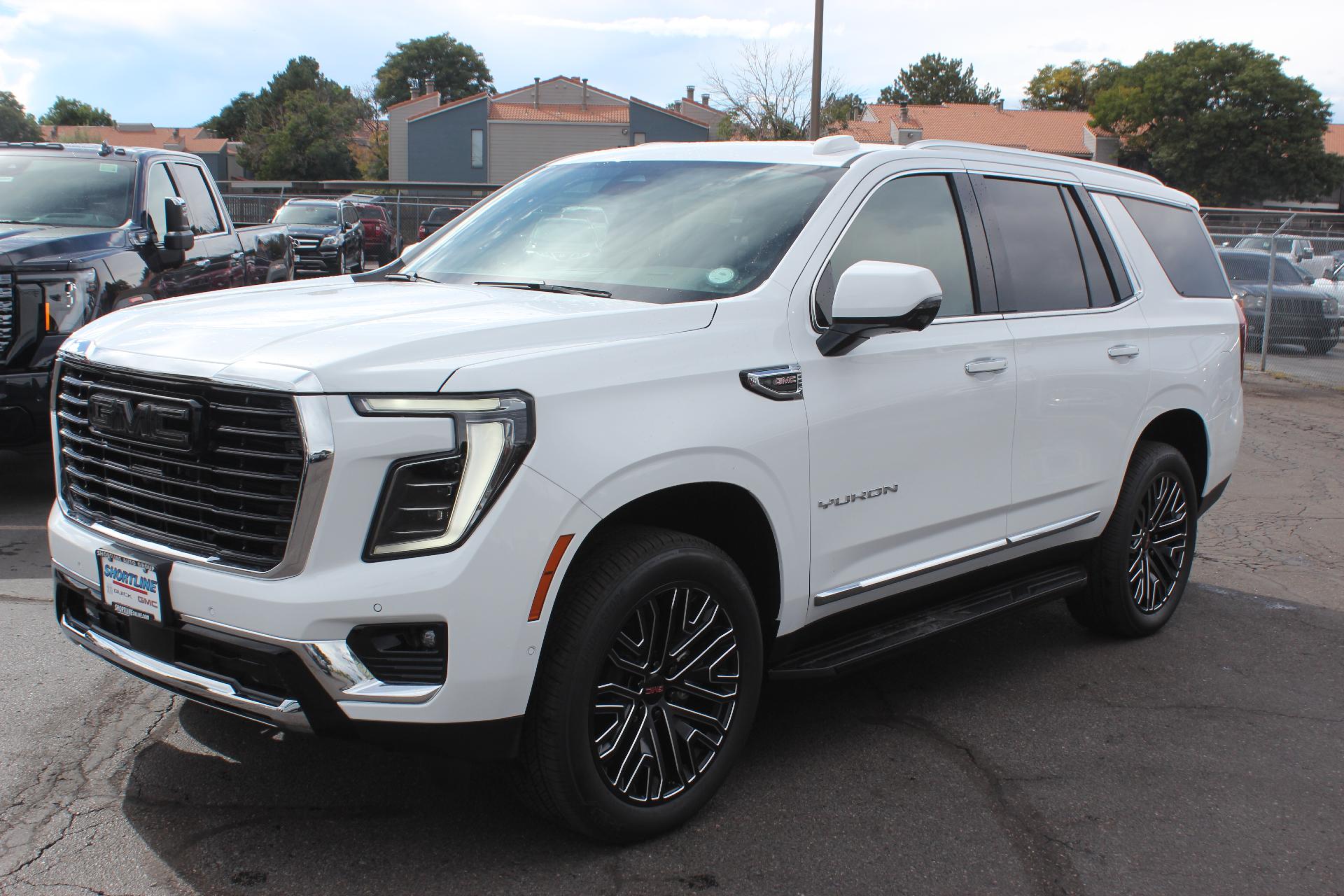 2025 GMC Yukon Vehicle Photo in AURORA, CO 80012-4011
