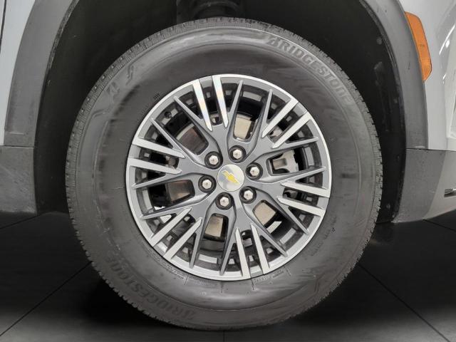 2025 Chevrolet Traverse Vehicle Photo in GREEN BAY, WI 54303-3330