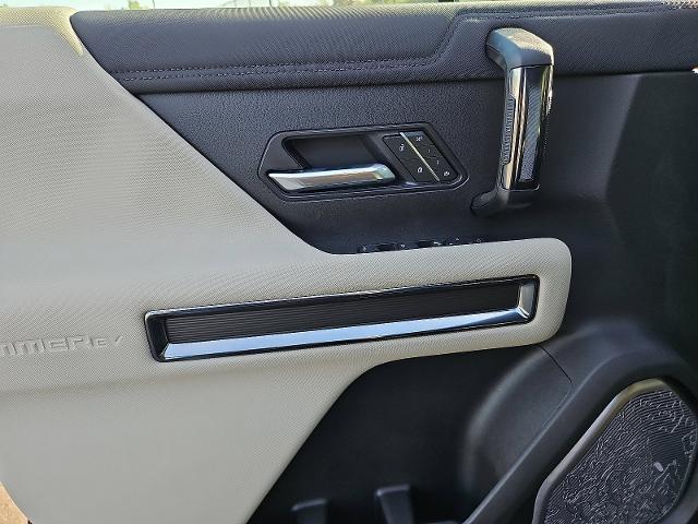 2026 GMC HUMMER EV Pickup Vehicle Photo in TREVOSE, PA 19053-4984