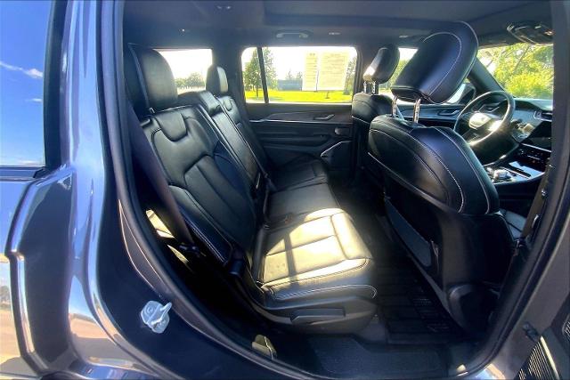 2023 Jeep Grand Cherokee L Vehicle Photo in TOPEKA, KS 66609-0000