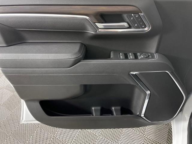 2025 GMC Sierra 1500 Vehicle Photo in GILBERT, AZ 85297-0402