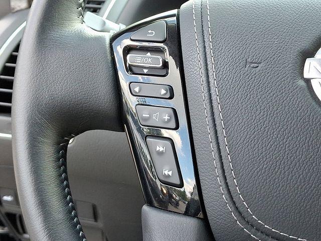 2024 Nissan Armada Vehicle Photo in DANBURY, CT 06810-5034