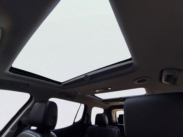 2023 GMC Acadia Vehicle Photo in LEOMINSTER, MA 01453-2952