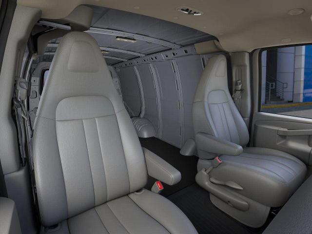 2025 Chevrolet Express Cargo Van Vehicle Photo in KANSAS CITY, MO 64114-4502