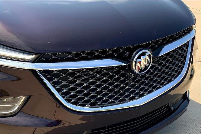 2024 Buick Enclave Vehicle Photo in TOPEKA, KS 66609-0000
