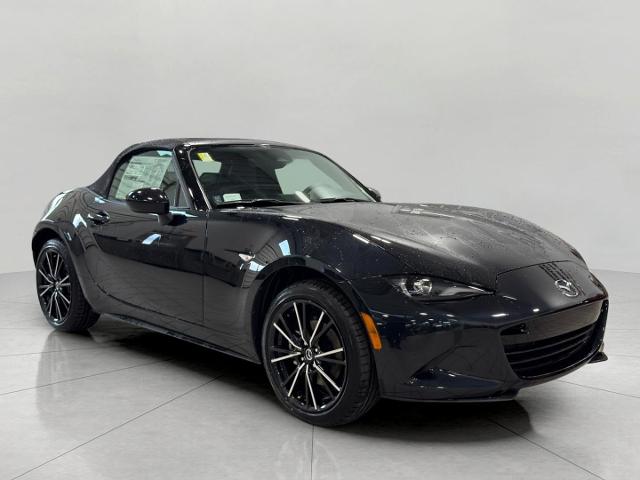 2025 Mazda MX-5 Miata Vehicle Photo in Neenah, WI 54956