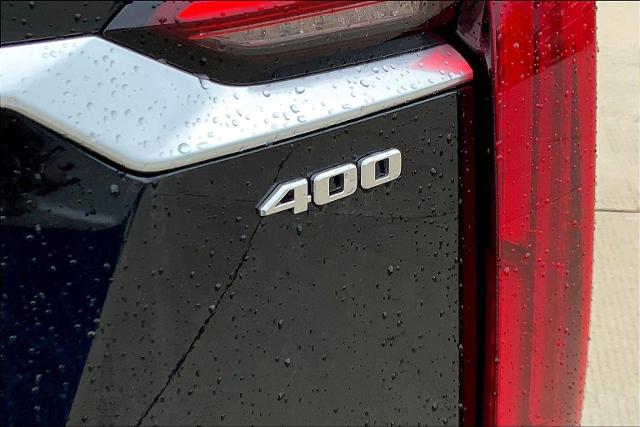 2025 Cadillac XT6 Vehicle Photo in TOPEKA, KS 66609-0000