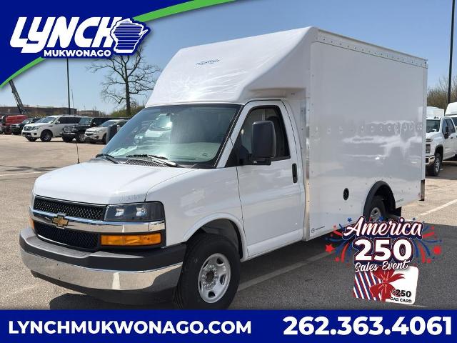 2025 Chevrolet Express Commercial Cutaway Vehicle Photo in Mukwonago, WI 53149