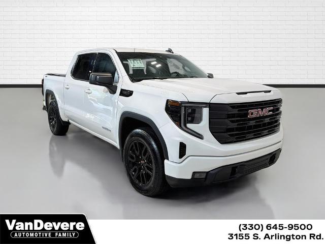 2023 GMC Sierra 1500 Vehicle Photo in Akron, OH 44312