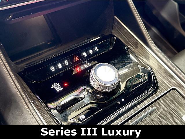 2022 Jeep Wagoneer Vehicle Photo in EVERETT, WA 98203-5662