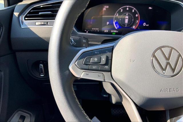 2024 Volkswagen Tiguan Vehicle Photo in Kansas City, MO 64114