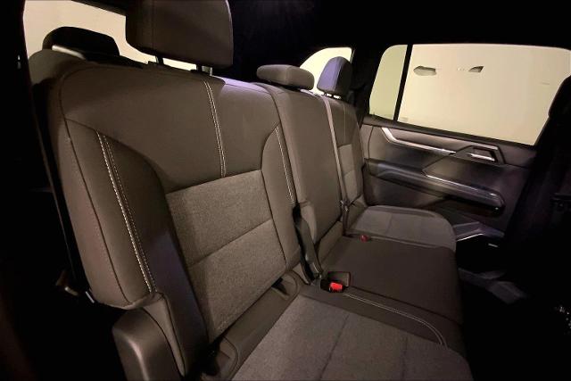 2025 GMC Acadia Vehicle Photo in KANSAS CITY, MO 64114-4502