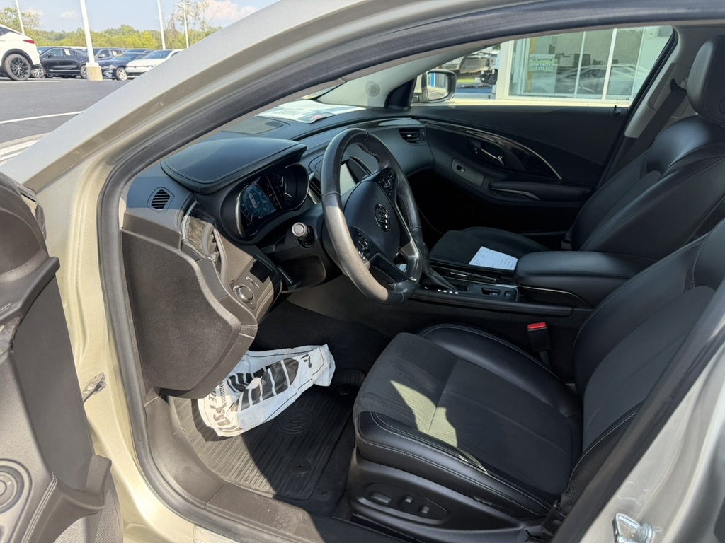 2016 Buick LaCrosse photo 16 of 34