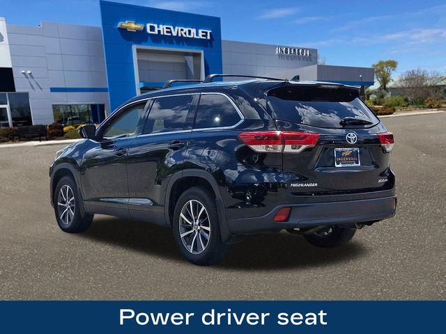 2019 Toyota Highlander Vehicle Photo in DANBURY, CT 06810-5034