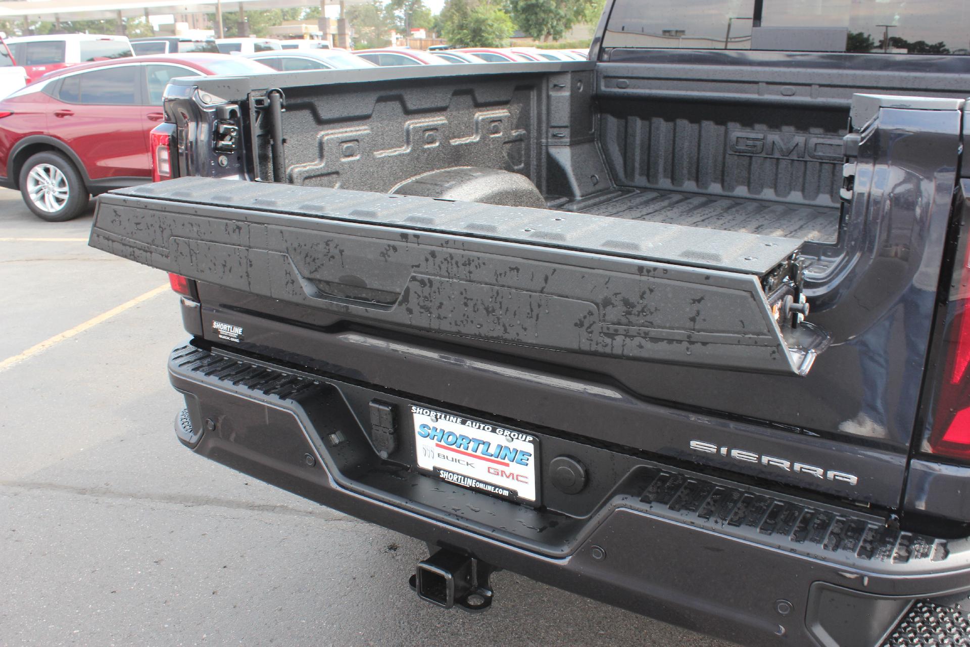 2025 GMC Sierra 2500 HD Vehicle Photo in AURORA, CO 80012-4011