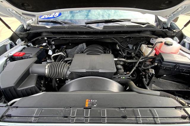 2025 GMC Sierra 2500 HD Vehicle Photo in TOPEKA, KS 66609-0000