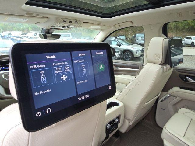 2021 GMC Yukon Vehicle Photo in Pleasant Hills, PA 15236