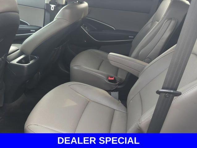 2019 Hyundai SANTA FE XL Vehicle Photo in Merrillville, IN 46410