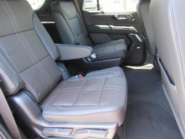 2025 Chevrolet Tahoe Vehicle Photo in LEESBURG, FL 34788-4022