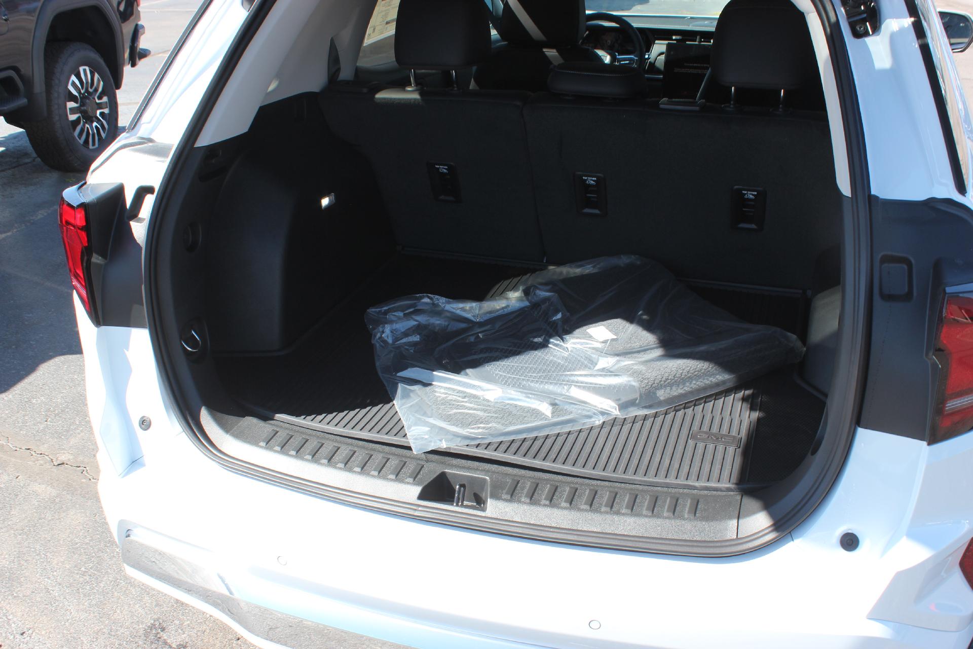2026 GMC Terrain Vehicle Photo in AURORA, CO 80012-4011