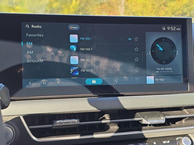 2024 Hyundai SONATA Vehicle Photo in Pleasant Hills, PA 15236