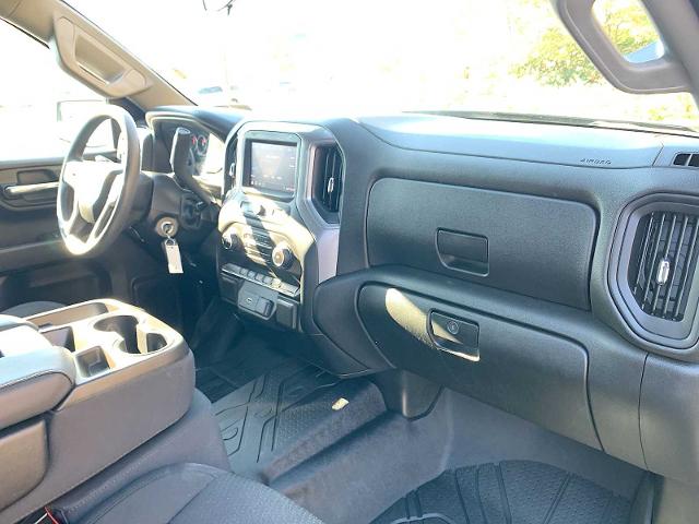 2020 Chevrolet Silverado 1500 Vehicle Photo in MOON TOWNSHIP, PA 15108-2571
