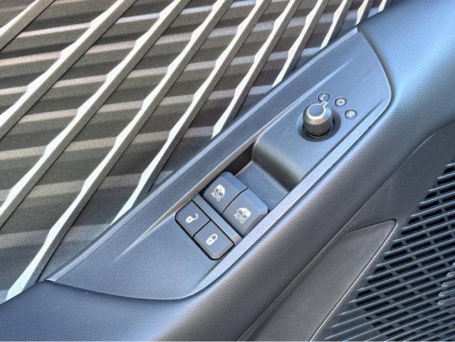 2025 Dodge Charger Daytona Vehicle Photo in Savannah, GA 31419