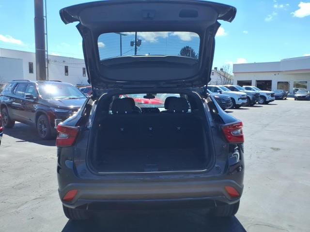 2024 Chevrolet Trax FWD 4dr 1RS - 10