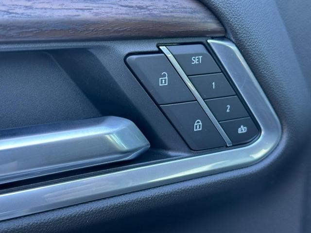 2025 GMC Sierra 2500 HD Vehicle Photo in COLUMBIA, MO 65203-3903