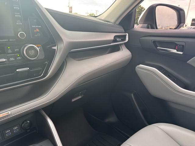 2022 Toyota Highlander Vehicle Photo in Jonesboro, AR 72404