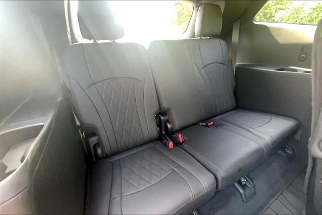 2023 Buick Enclave Vehicle Photo in KANSAS CITY, MO 64114-4545