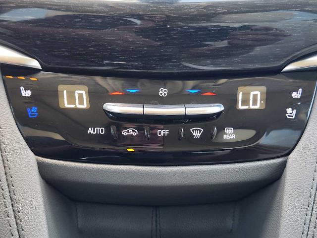 2023 Cadillac XT6 Vehicle Photo in DENTON, TX 76210-9321