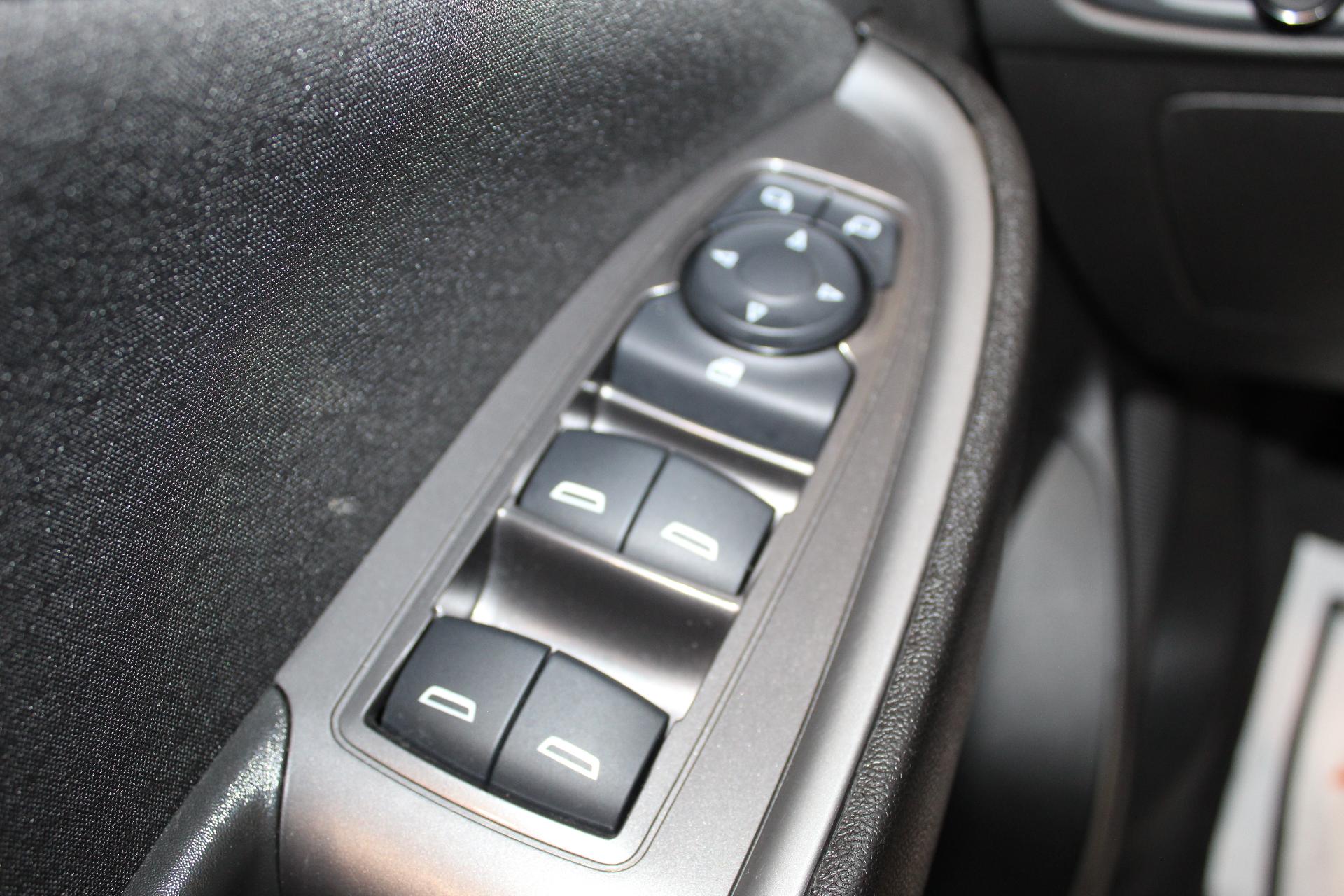 2025 Chevrolet Malibu Vehicle Photo in NORTHAMPTON, MA 01060-1120