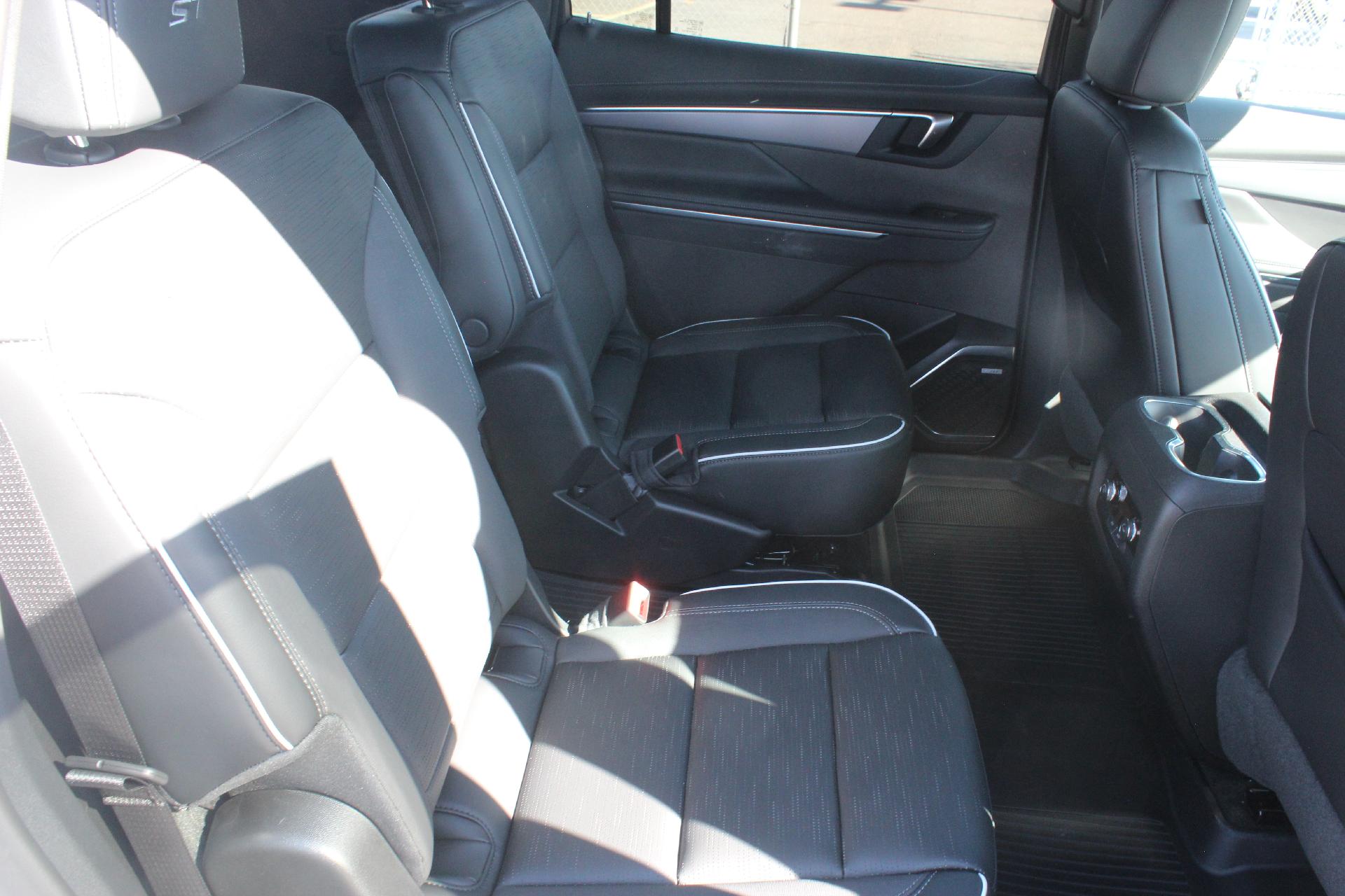 2026 Buick Enclave Vehicle Photo in AURORA, CO 80012-4011