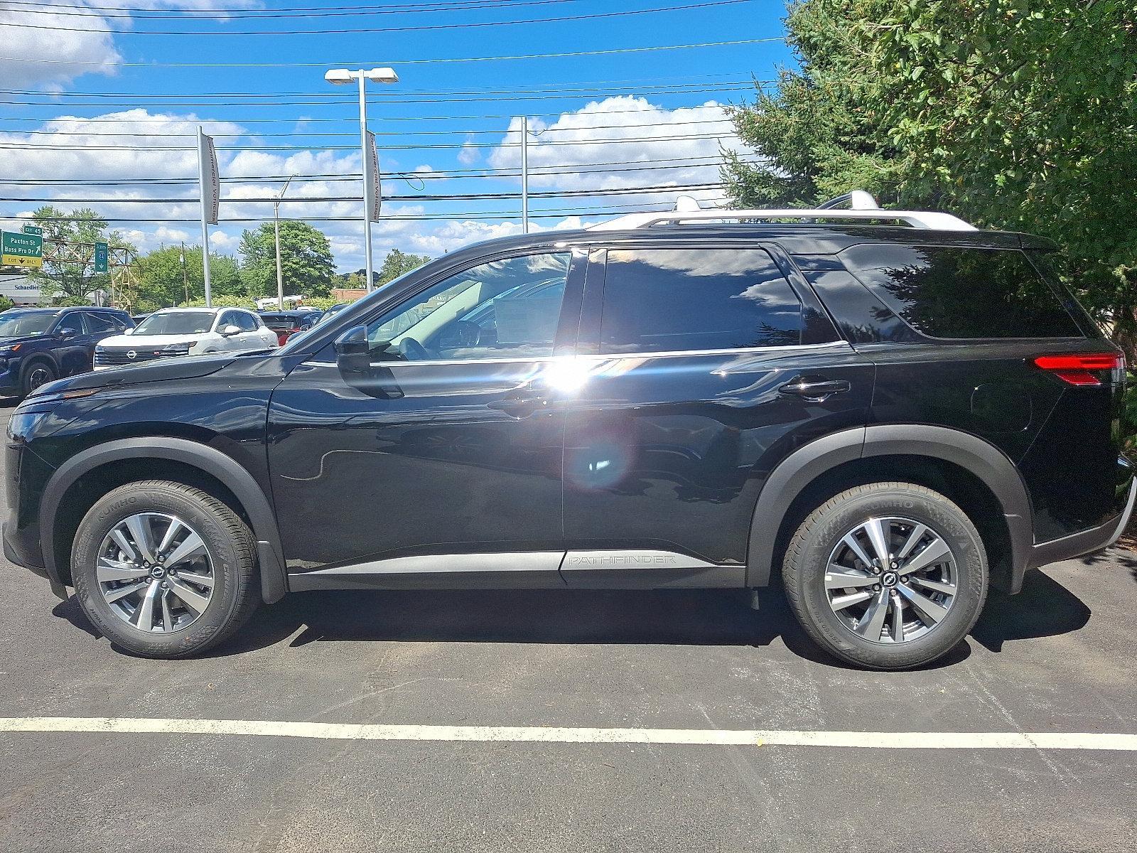 2025 Nissan Pathfinder Vehicle Photo in Harrisburg, PA 17111-1033